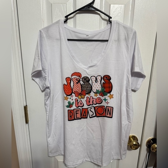 Cricut Tops - Christmas Women’s Holiday T-shirt Hand Pressed BN